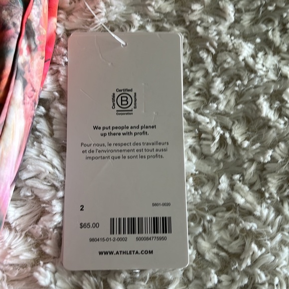 Athleta Brooklyn Short - Picture 4 of 4